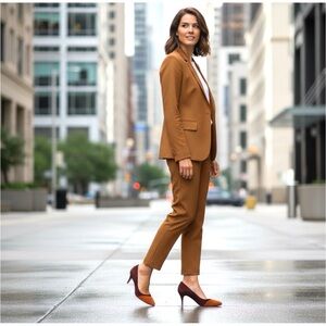 Butter Italy Handcrafted Italian 8.5M Brown Rust Kitten Heel Shoes Two Tone EUC!